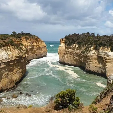 Coastal stop on the Great Ocean Road small-group tour